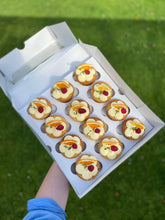 Load image into Gallery viewer, Christmas Cupcakes 12 pack
